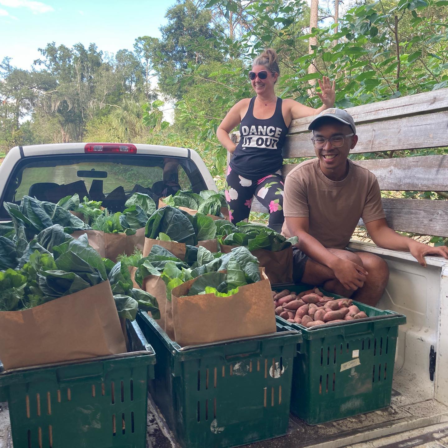 Renz and Brackin on the Farm 2 Neighbors truck